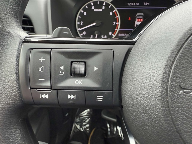 2023 Nissan Rogue SV photo 25