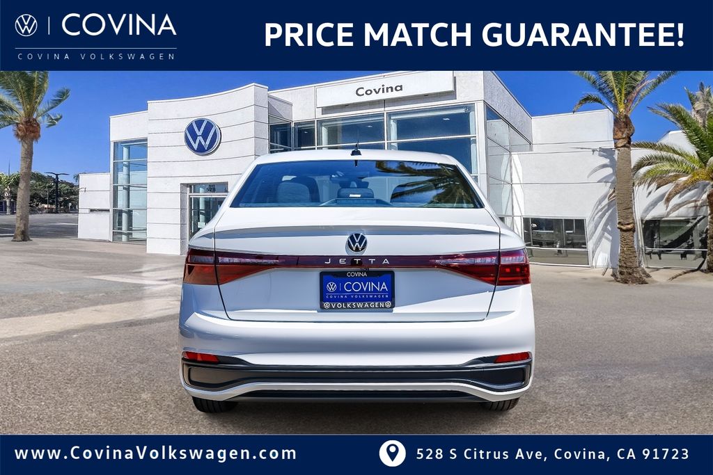 2025 Volkswagen Jetta 1.5T Sport photo 4