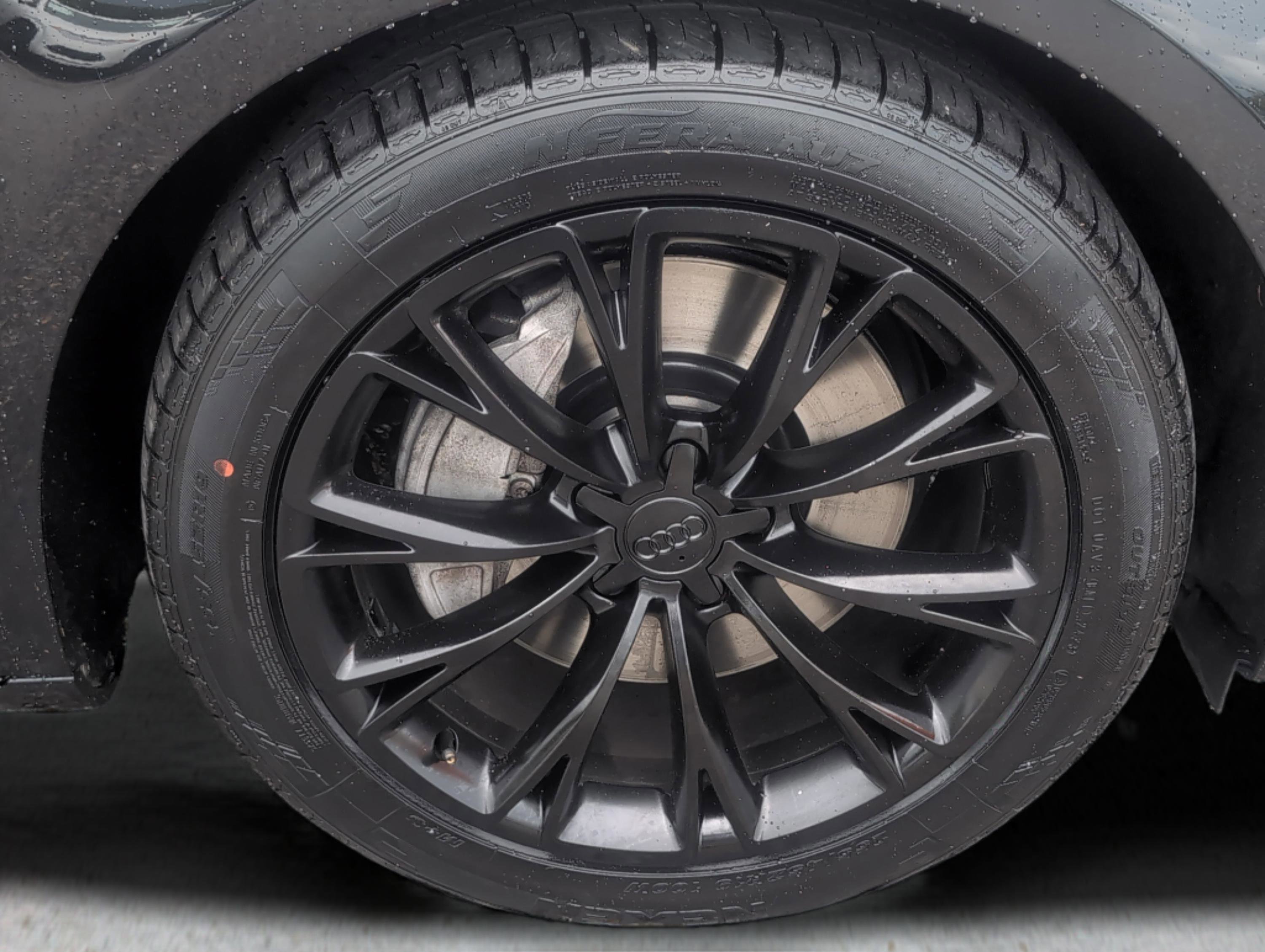2013 Audi A8 L photo 3
