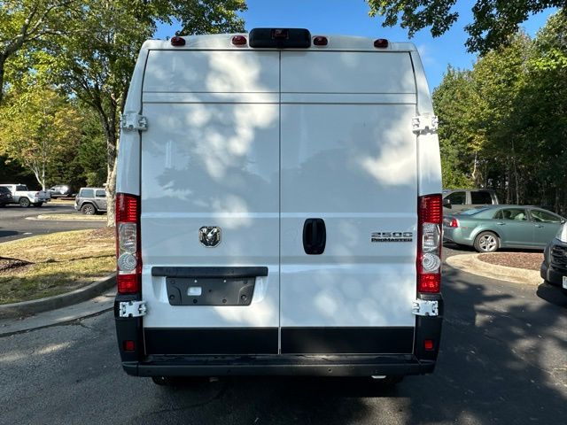 2025 Ram ProMaster 2500 Cargo Van photo 4