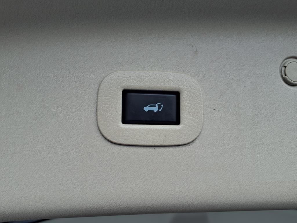 2022 Infiniti QX80 Luxe photo 23