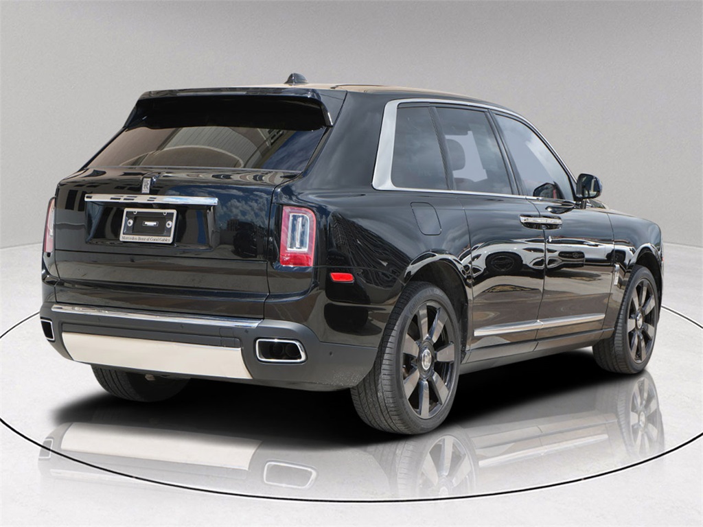 2024 Rolls Royce Cullinan RR photo 2