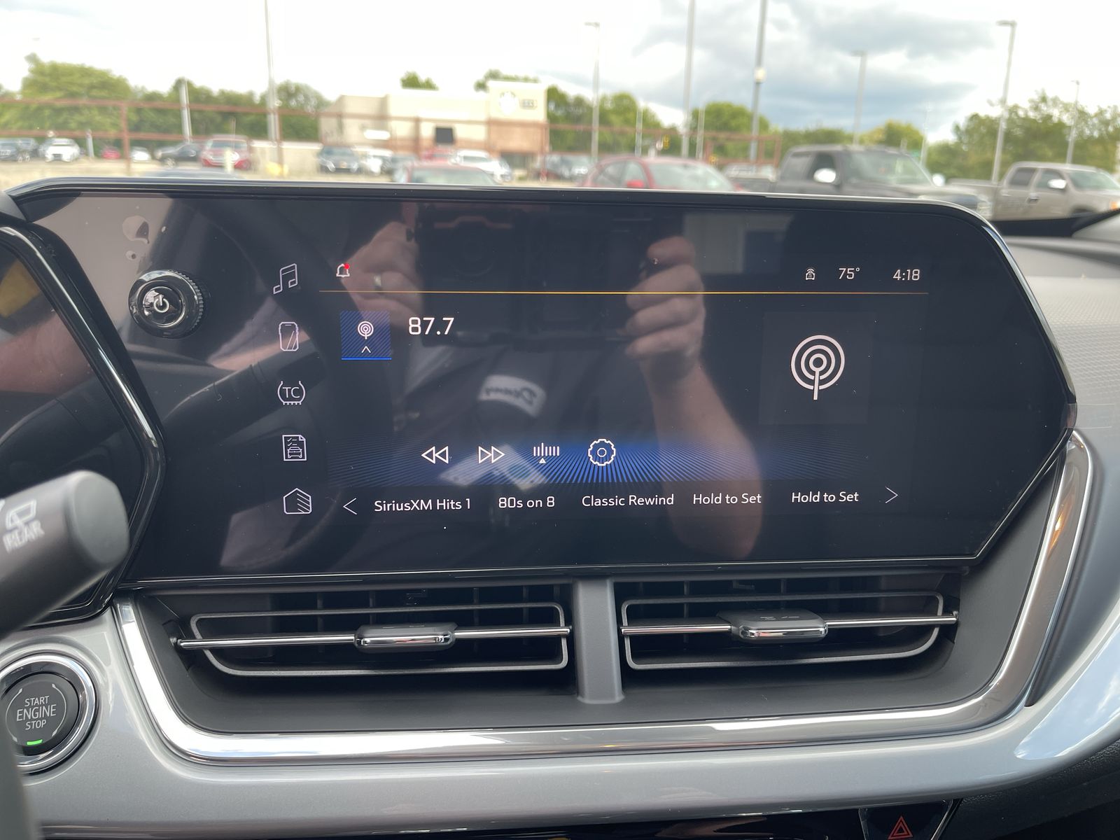2025 Chevrolet Trax LT photo 19