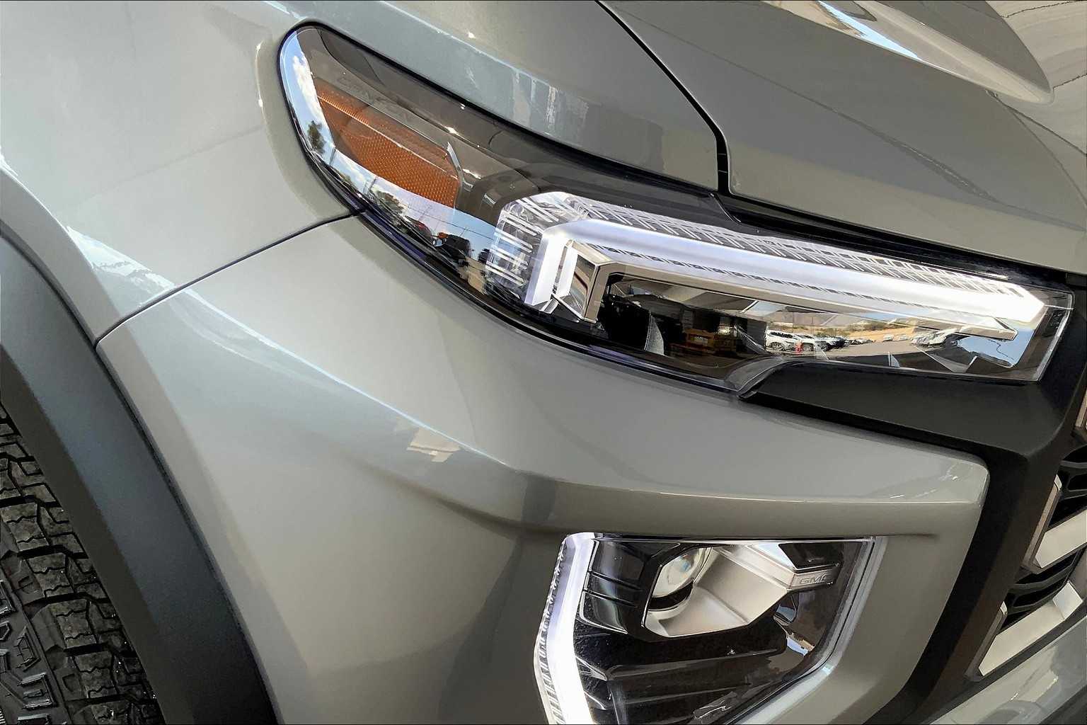 2025 Gmc Canyon AT4 photo 25