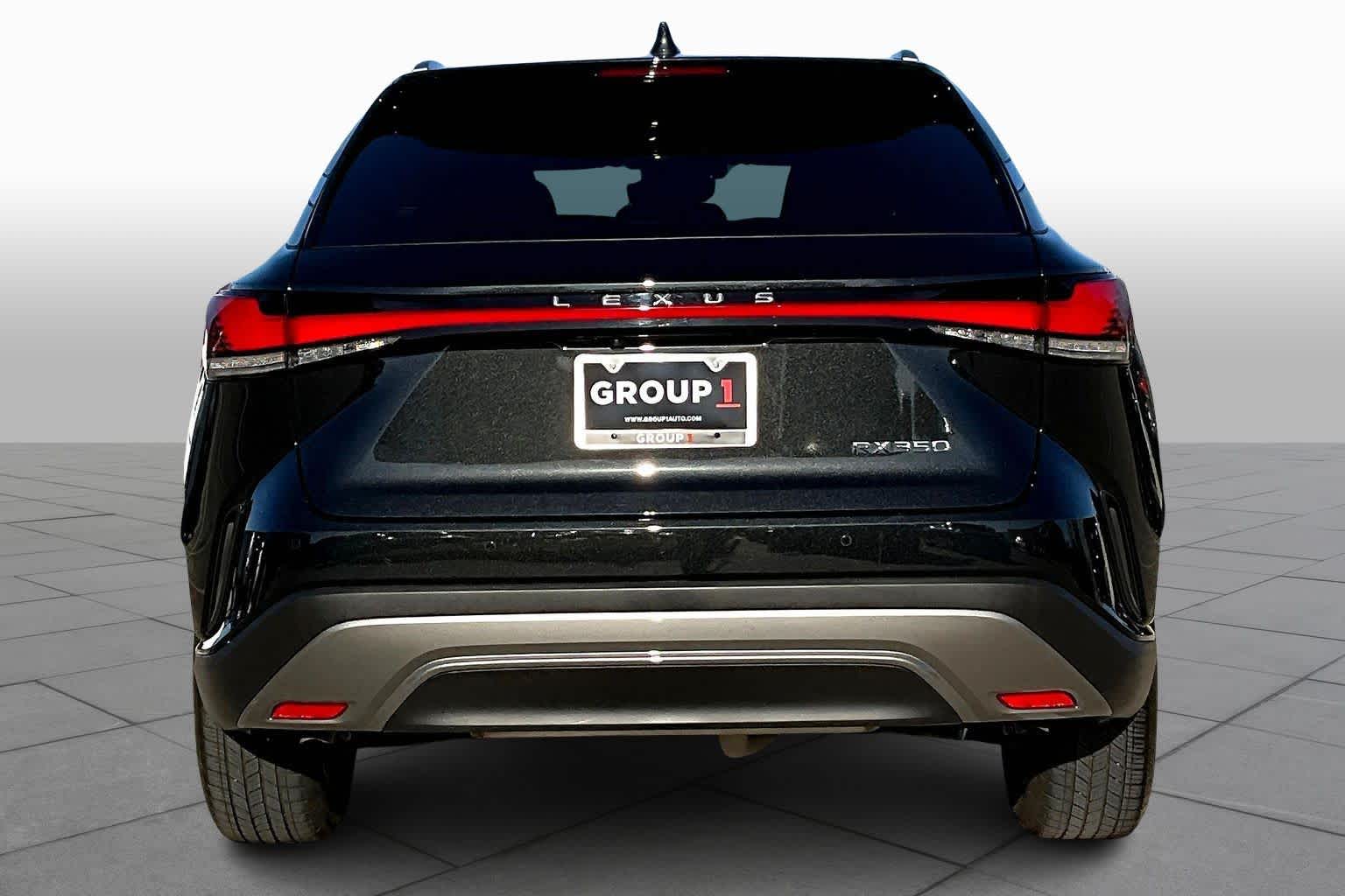 2024 Lexus RX Premium photo 4