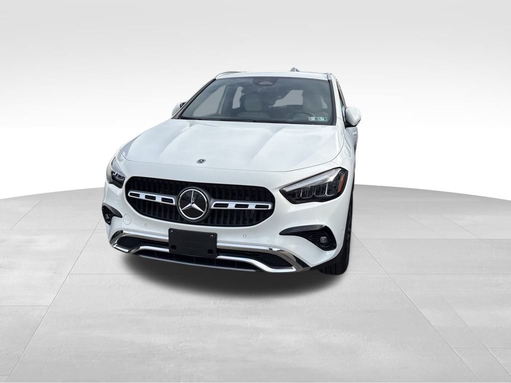 2025 Mercedes Benz GLA 250 4MATIC photo 2