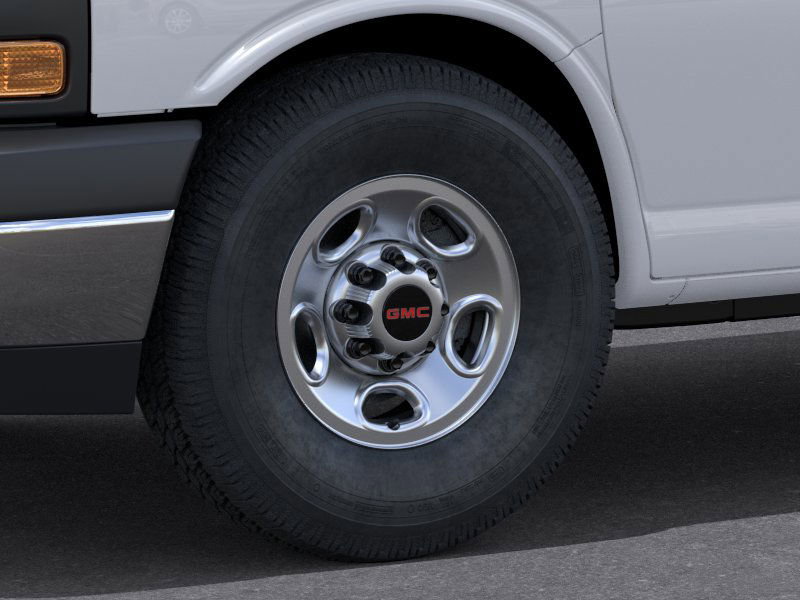 2025 Gmc Savana Cargo 2500 photo 4