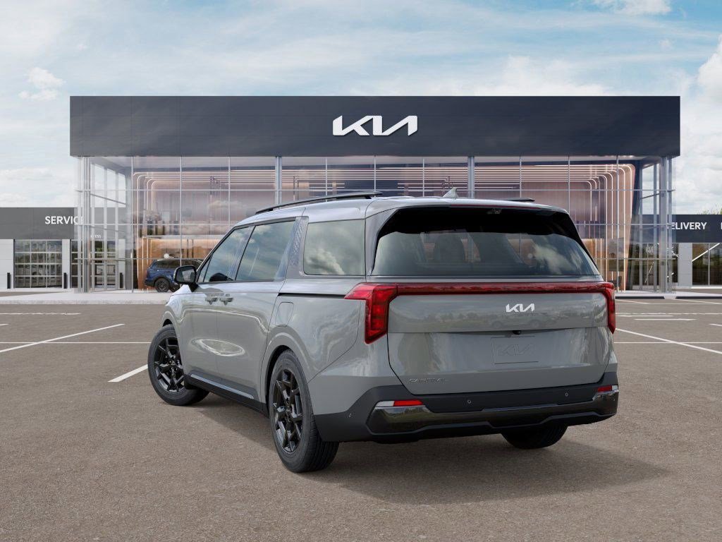 2026 Kia Carnival SX photo 3