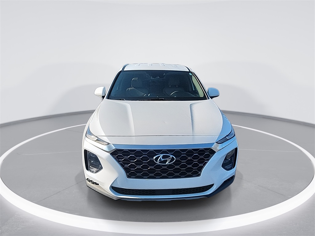 2020 Hyundai Santa Fe SE photo 3