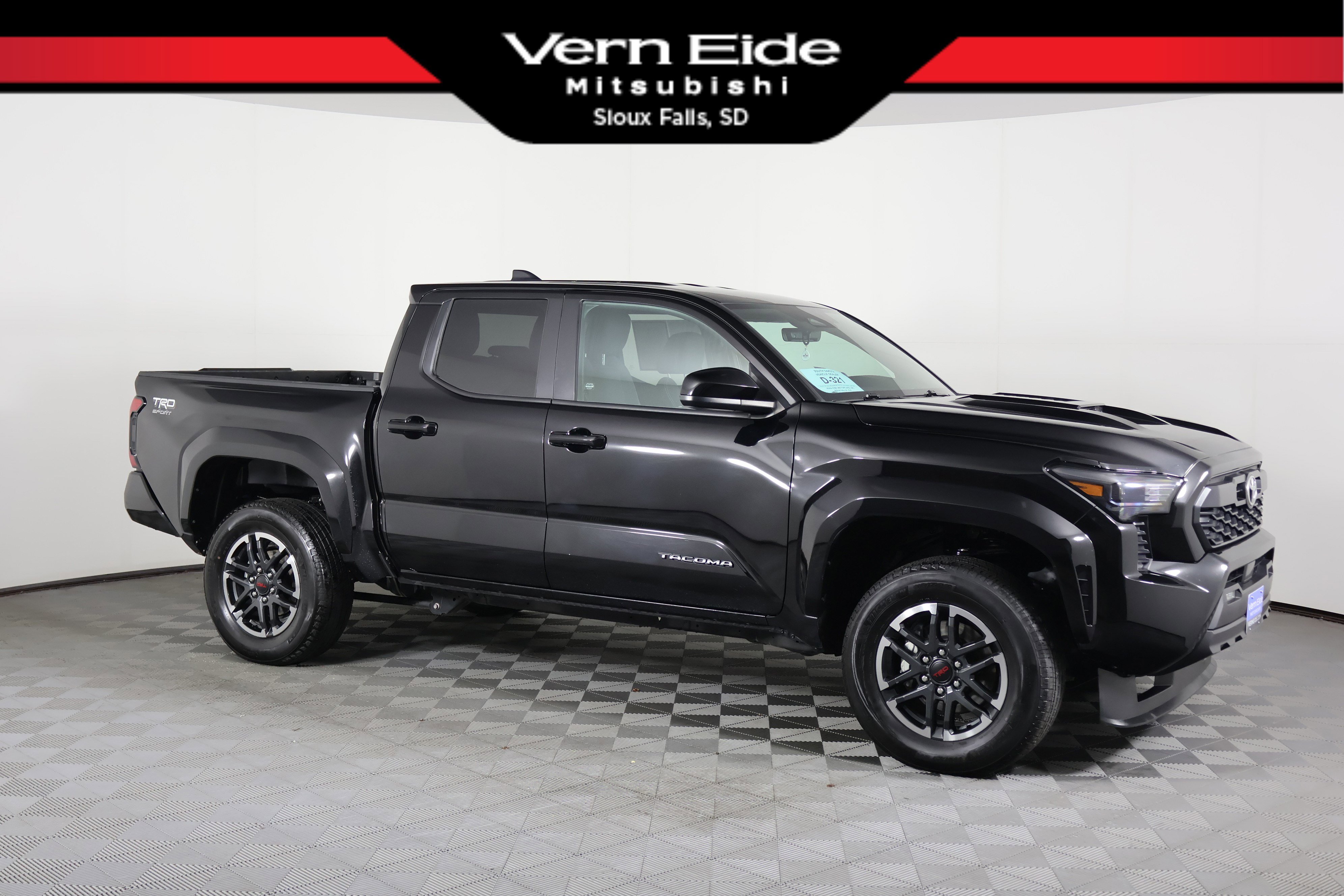 2024 Toyota Tacoma TRD Sport's photo