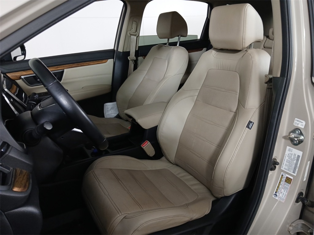 2019 Honda CR-V Touring photo 15