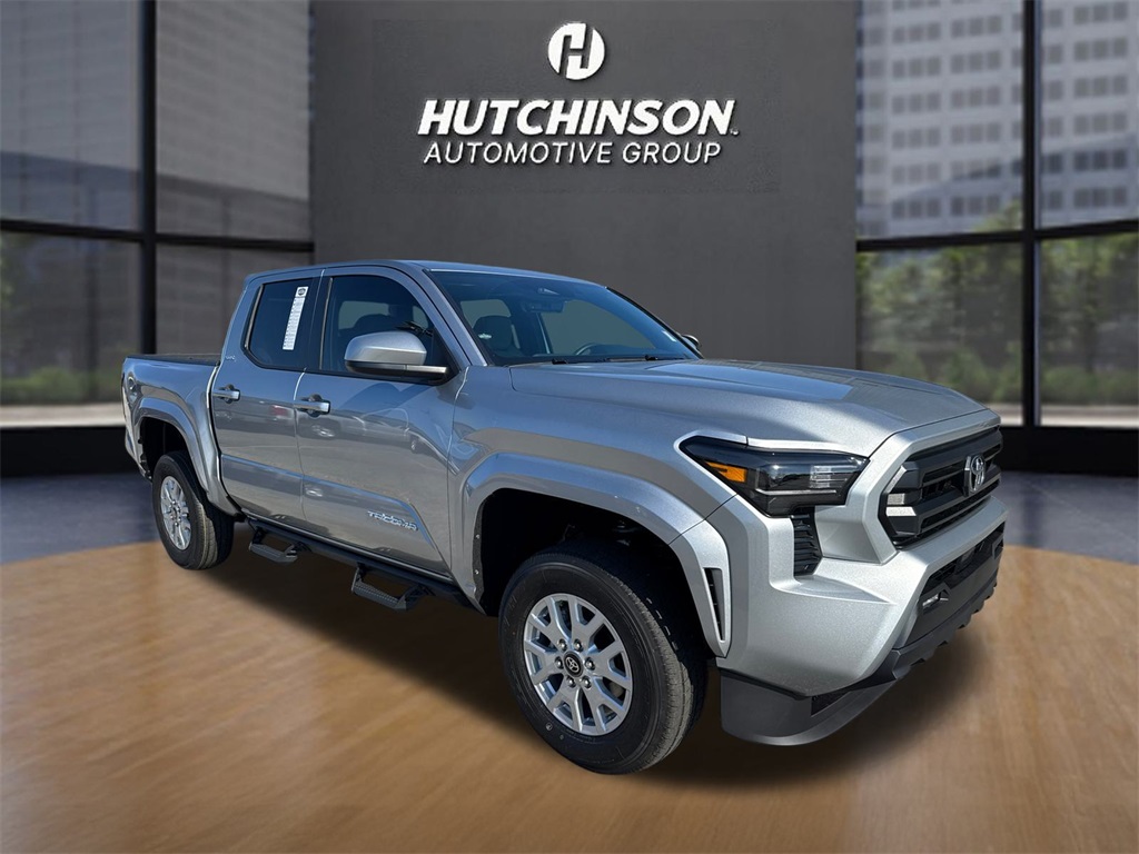 2026 Toyota Tacoma SR5's photo