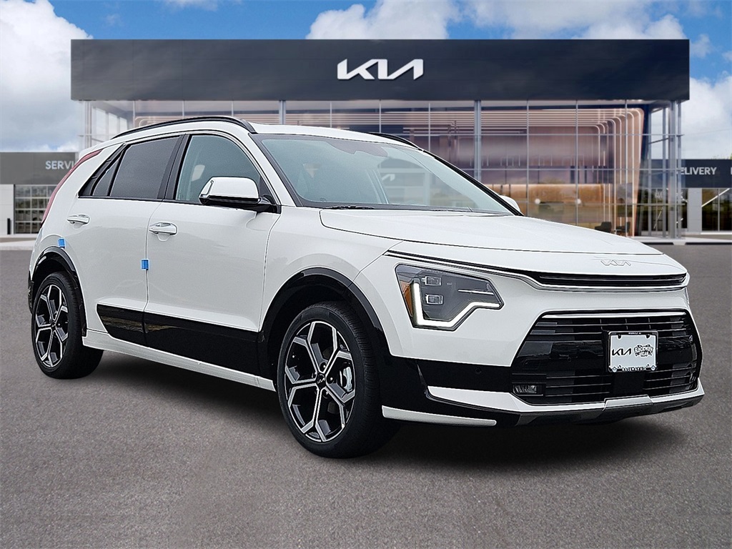 2025 Kia Niro SX Touring's photo