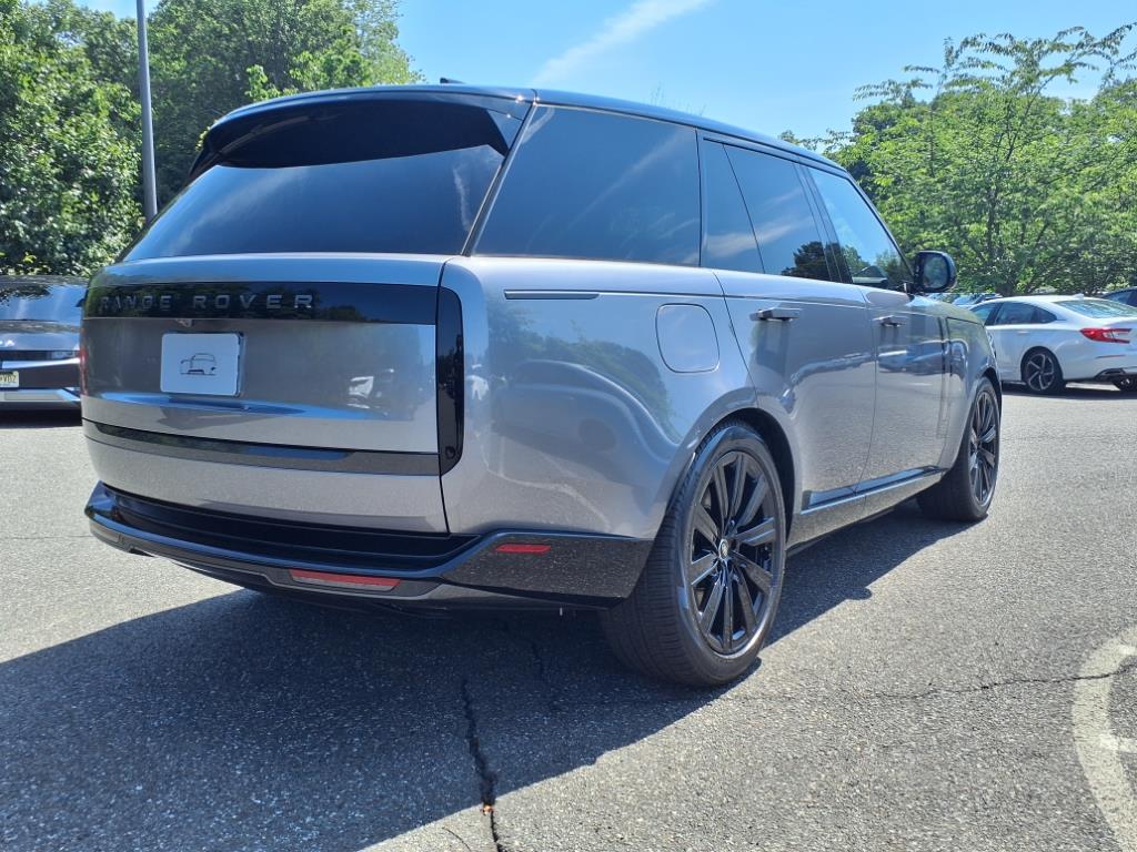 2025 Land Rover Range Rover SE photo 20