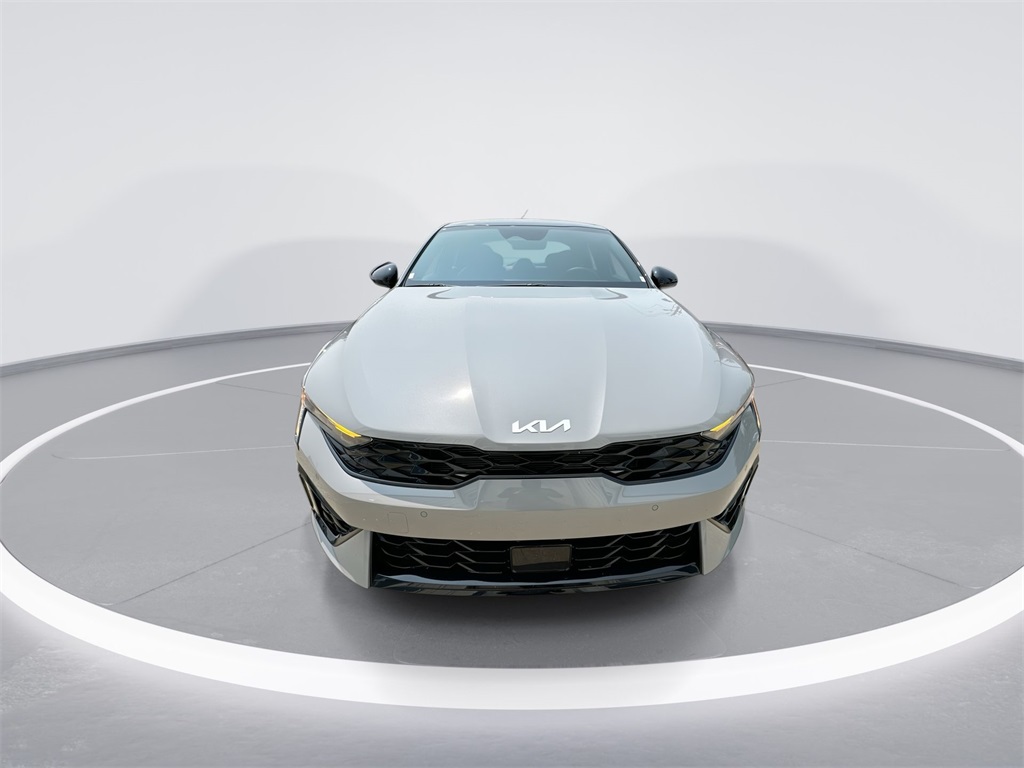 2025 Kia K5 GT-Line photo 3