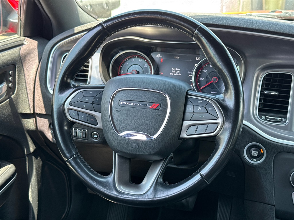 2021 Dodge Charger SXT photo 21
