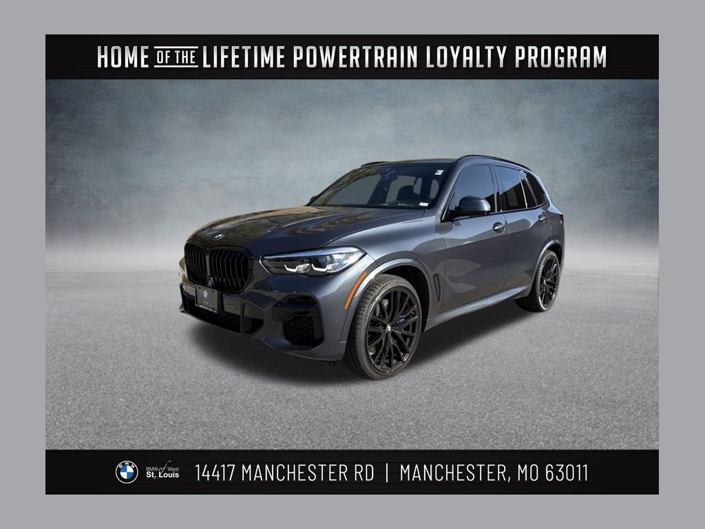 2022 BMW X5 M50i's photo