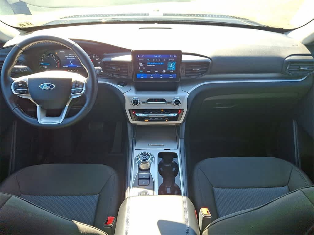 2022 Ford Explorer XLT photo 5