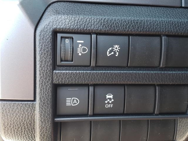2025 Toyota Tacoma SR5 4x4 Double Cab photo 16