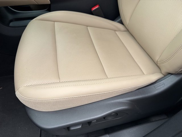 2025 Buick Envision Preferred photo 13