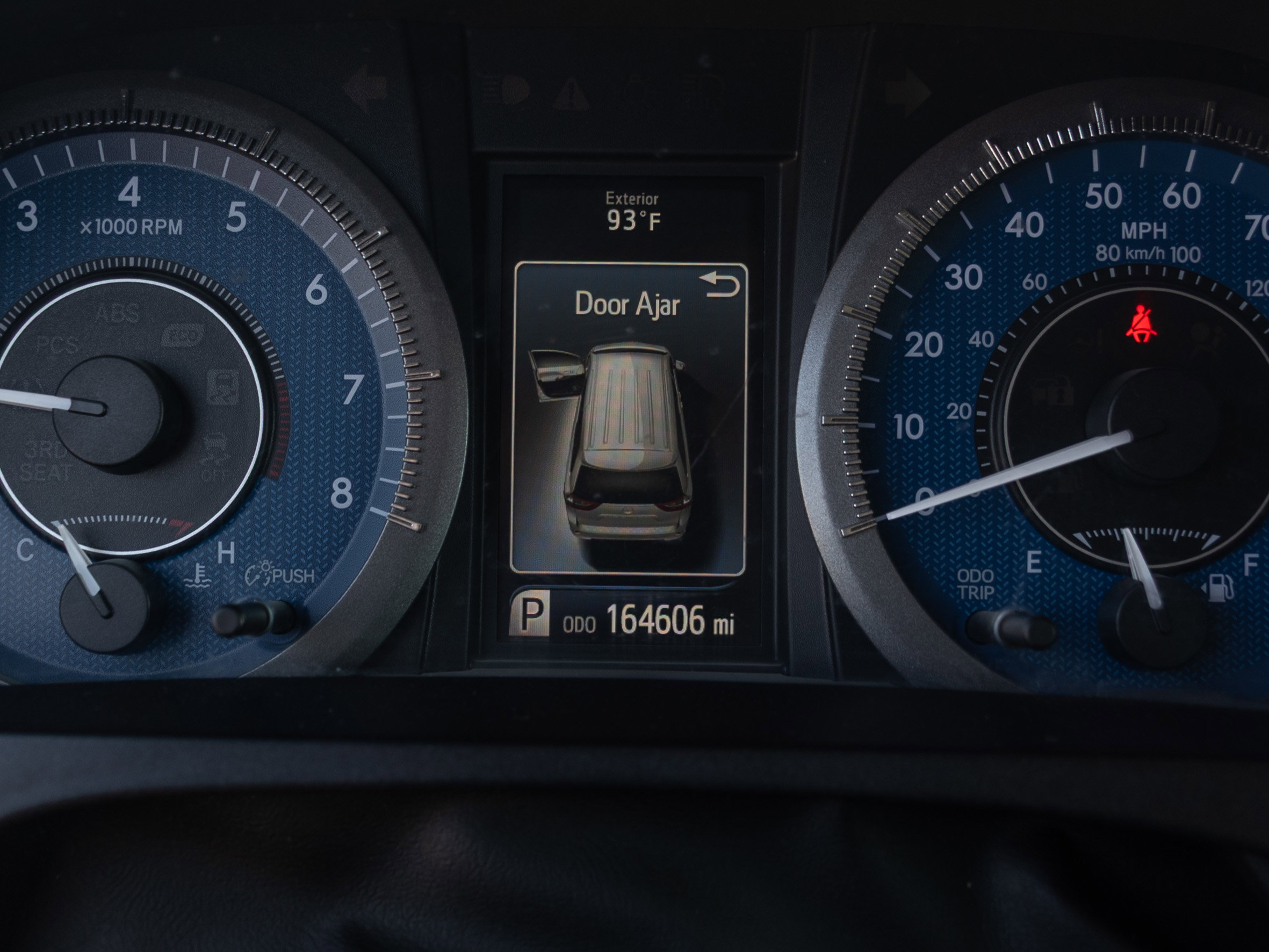 Used 2017 Toyota Sienna XLE Premium with VIN 5TDDZ3DC4HS150120 for sale in Muscatine, IA