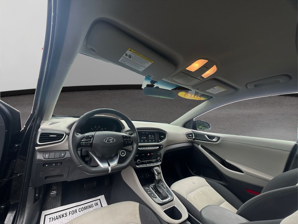 2018 Hyundai Ioniq Plug-In Hybrid photo 16