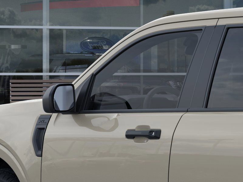 2025 Ford Maverick XL photo 3