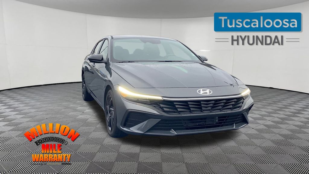 2026 Hyundai Elantra Blue's photo