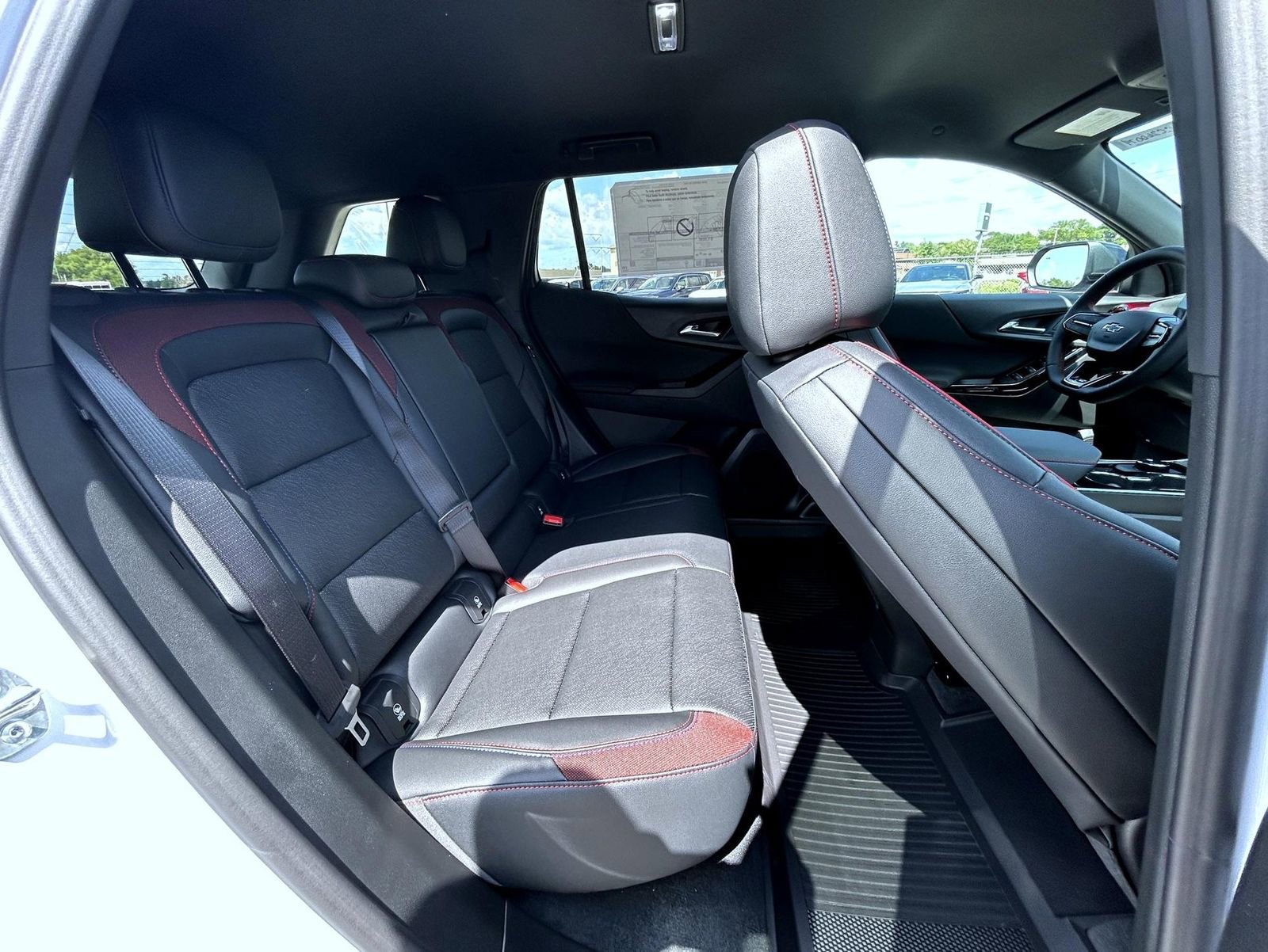 2026 Chevrolet Equinox RS photo 13