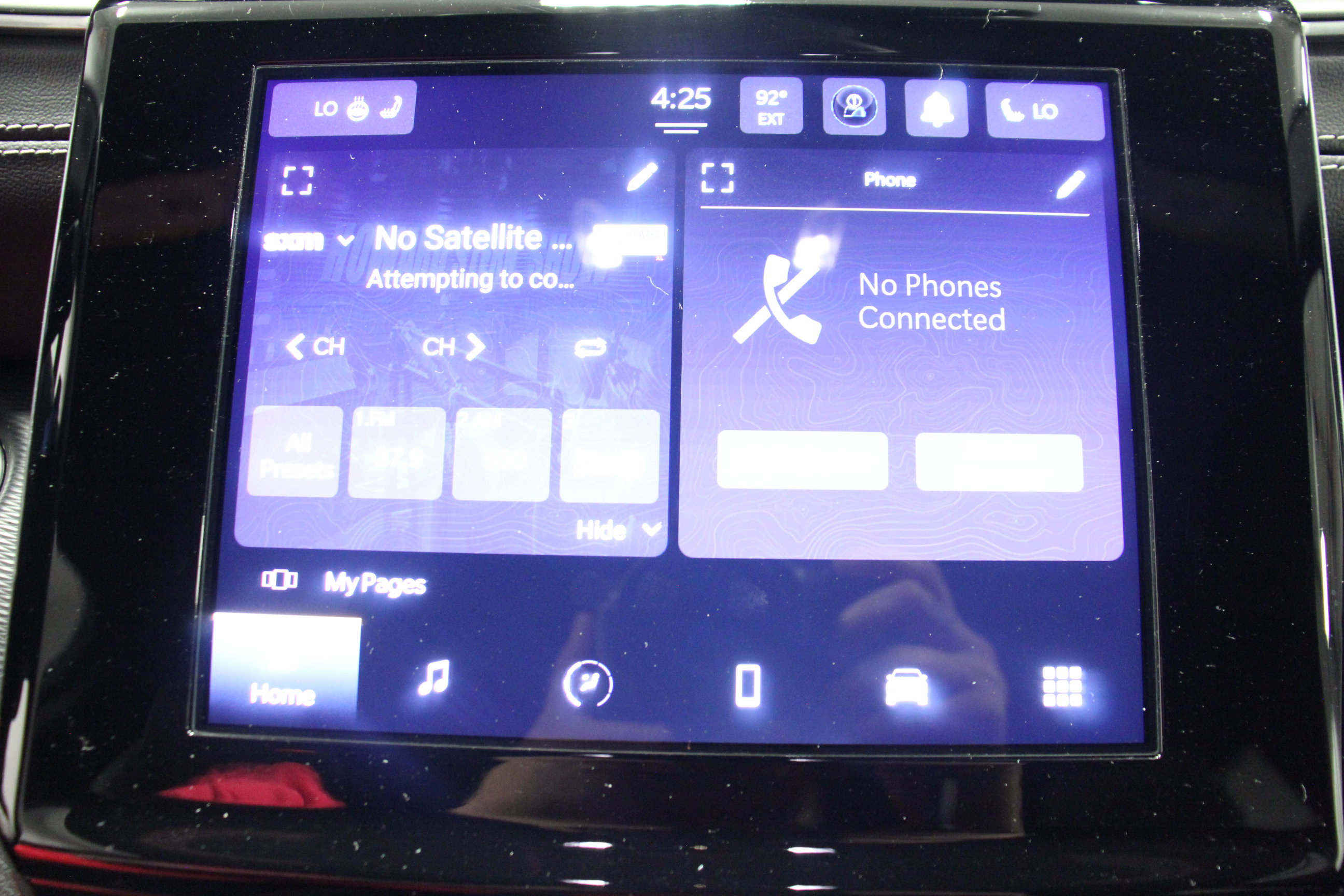 2023 Jeep Grand Cherokee Altitude photo 17