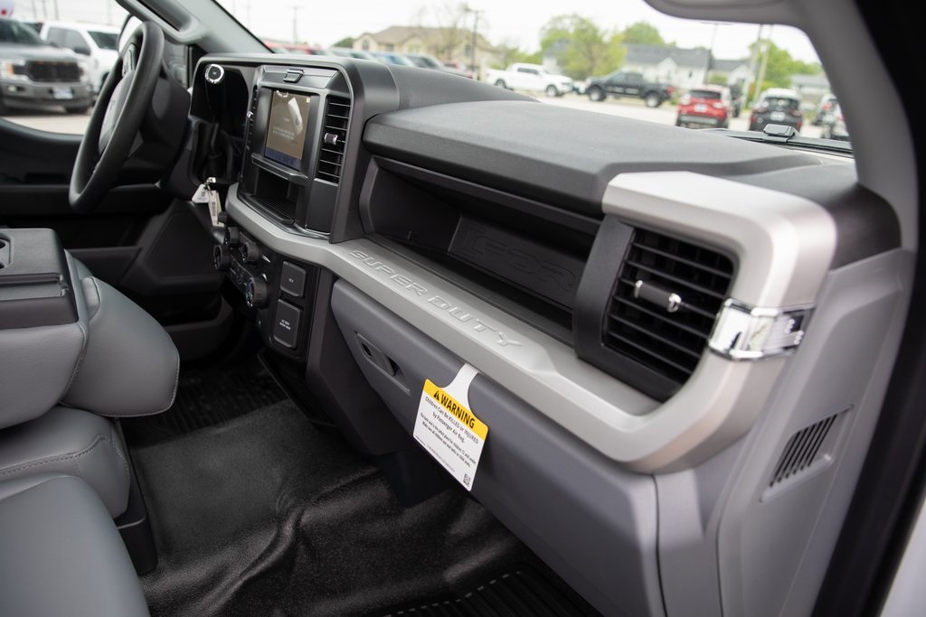 2025 Ford F-250 XL photo 22