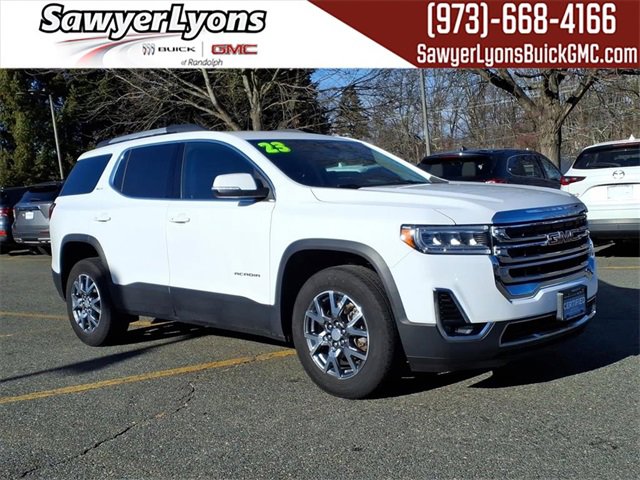 2023 GMC Acadia SLT's photo