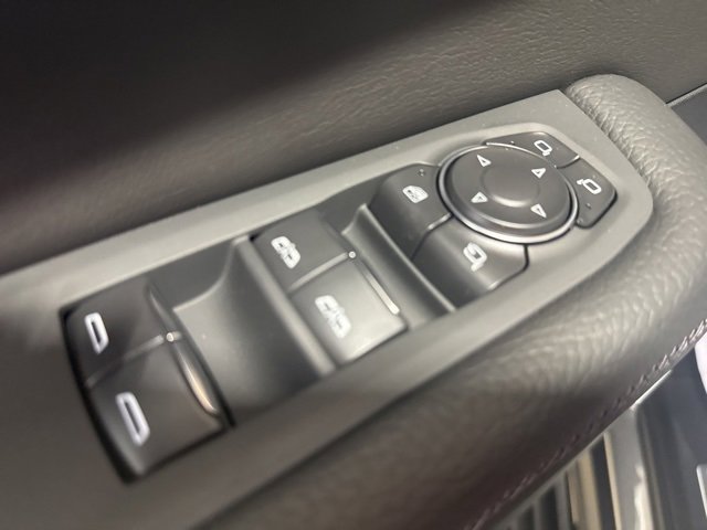 2026 Gmc Yukon XL Denali photo 3