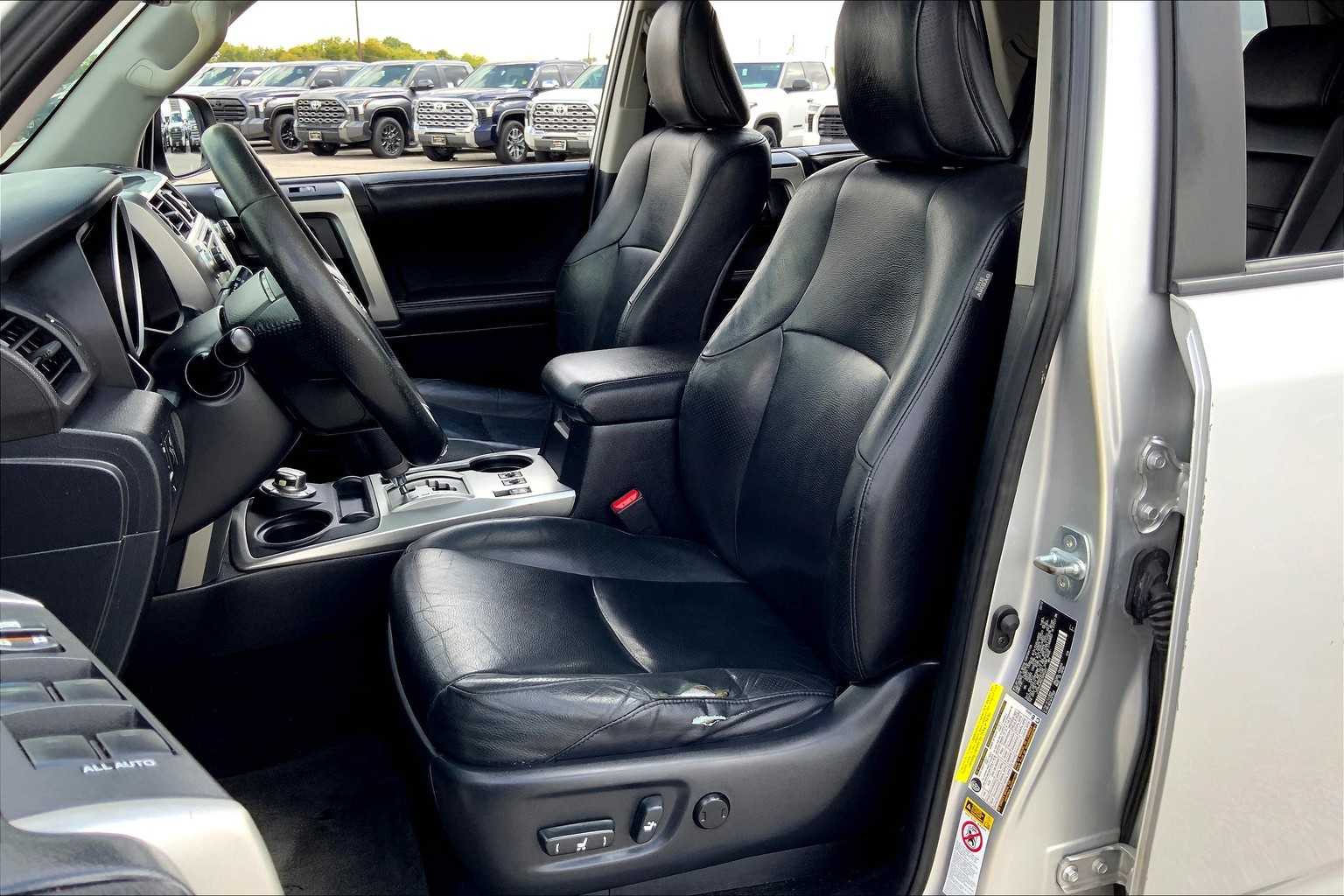 2012 Toyota 4Runner SR5 photo 7