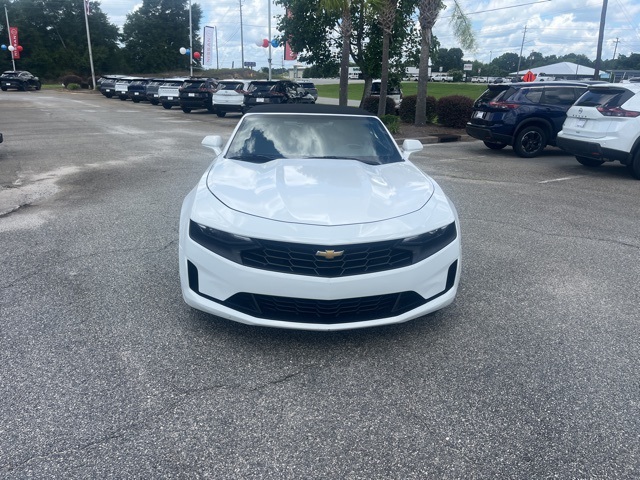 2022 Chevrolet Camaro 1LT photo 2