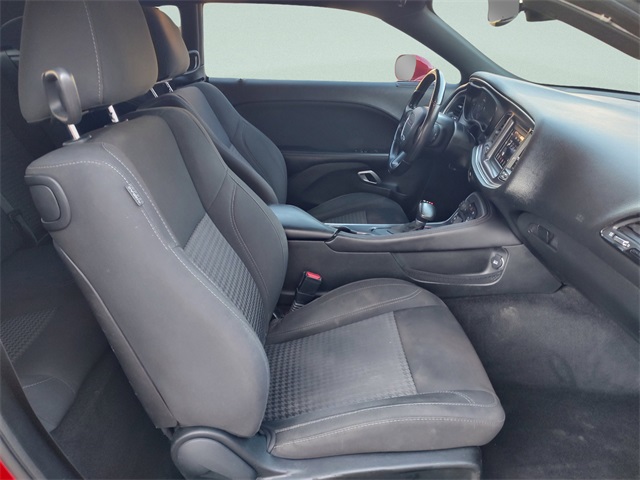 2018 Dodge Challenger SXT photo 28