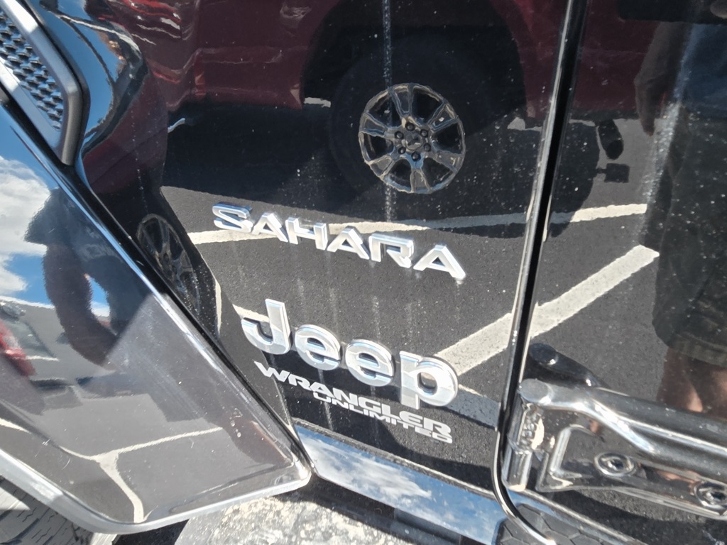 2021 Jeep Wrangler Unlimited Sahara photo 10