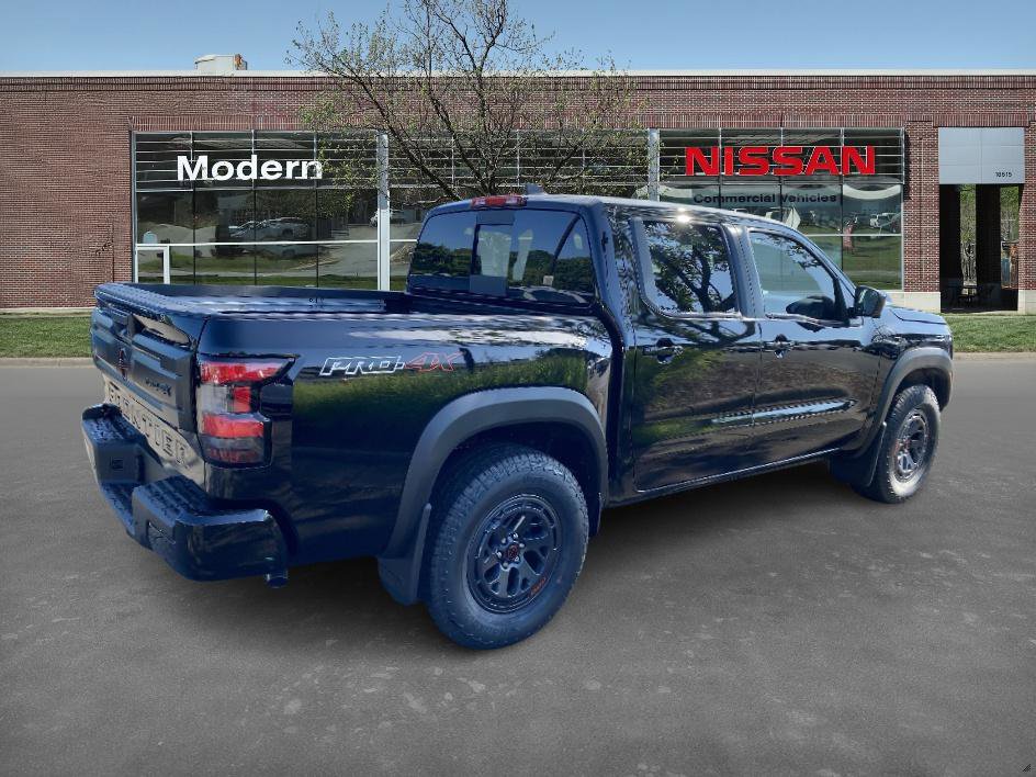2025 Nissan Frontier PRO-4X photo 4