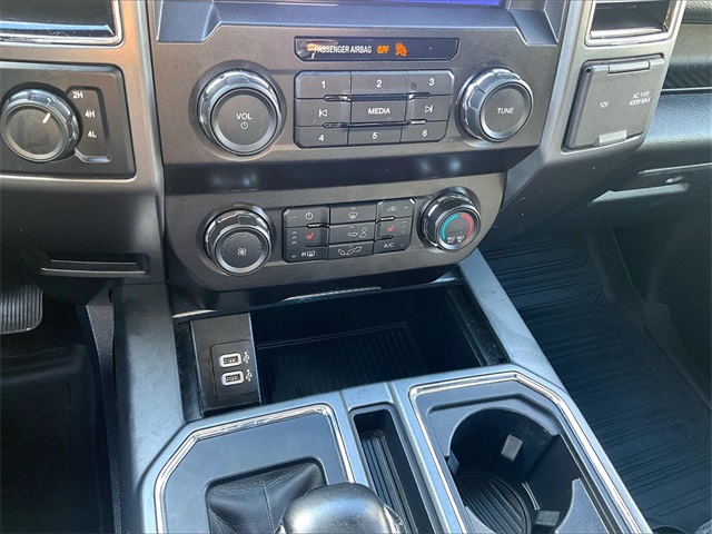 2020 Ford F-150 XLT photo 26