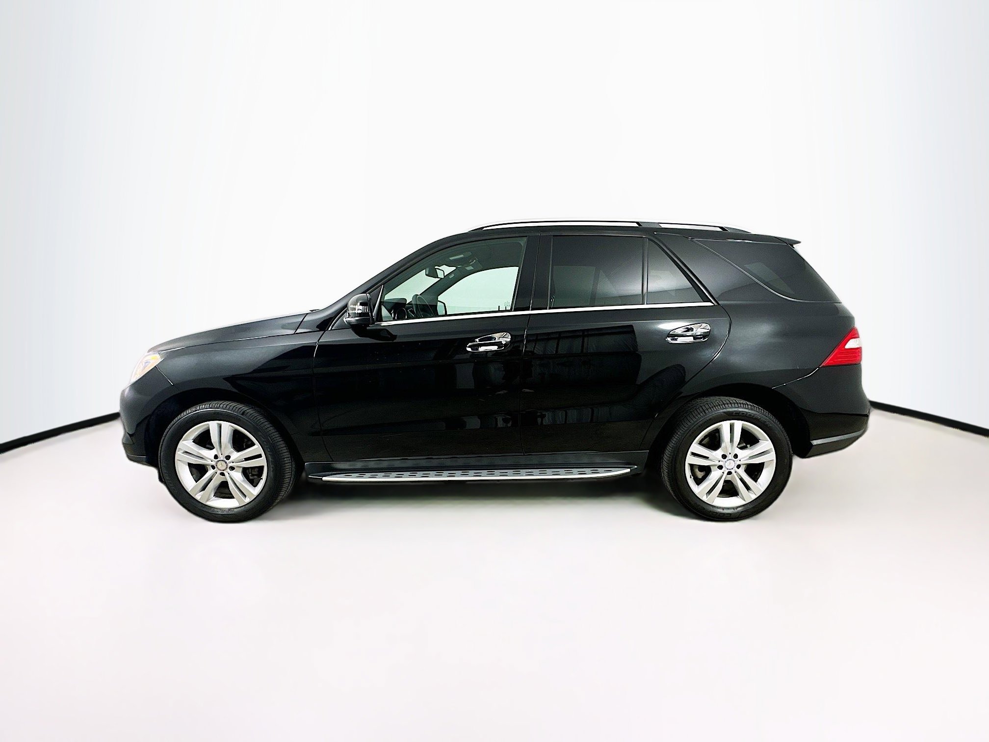 2014 Mercedes Benz ML 350 4MATIC photo 4