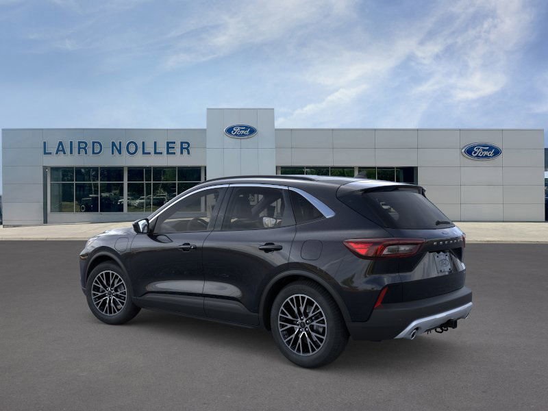 2025 Ford Escape Plug-In Hybrid photo 2