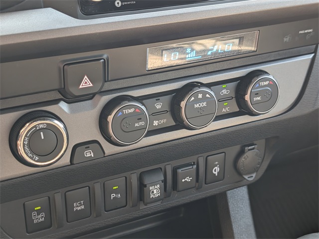 2023 Toyota Tacoma TRD Sport photo 19