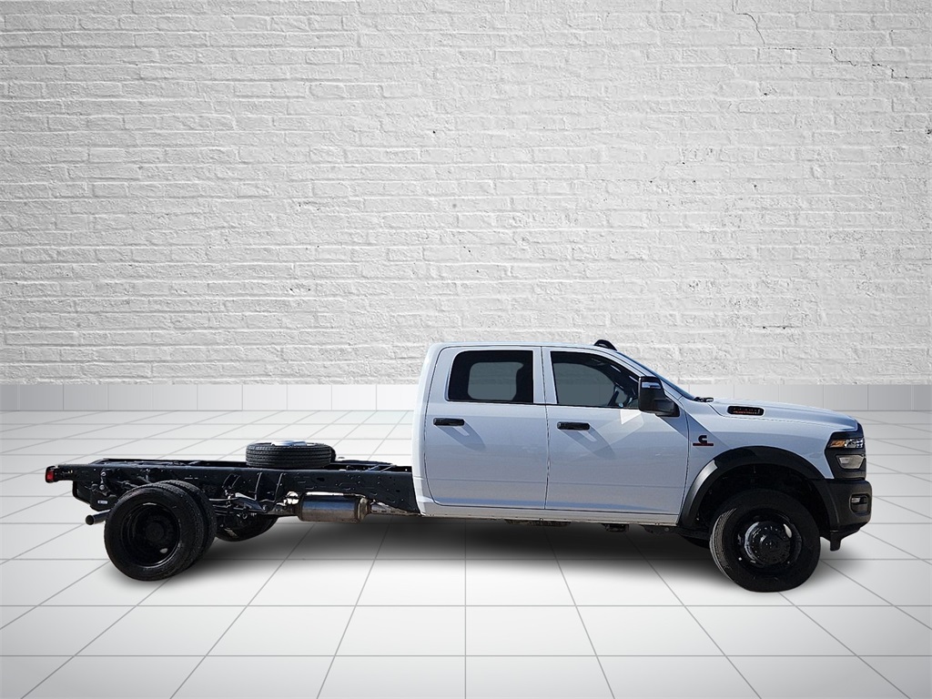 2026 Ram 5500 Tradesman photo 5