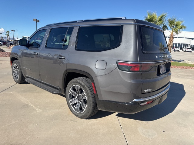 2024 Jeep Wagoneer Base photo 3