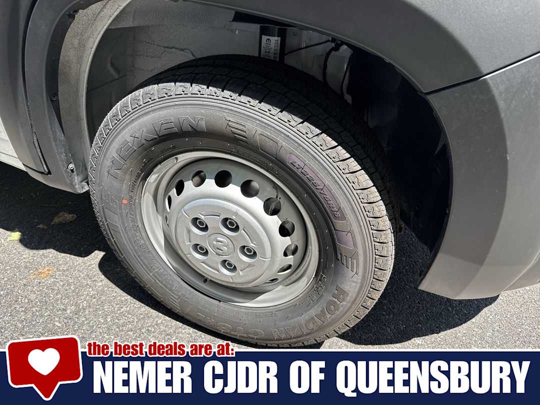 2025 Ram ProMaster 1500 photo 2