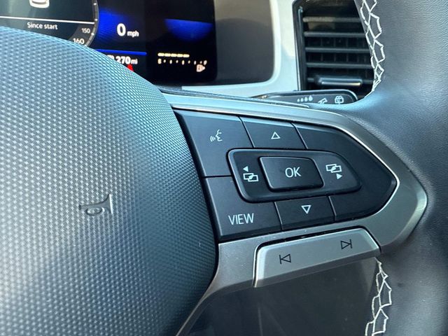 2022 Volkswagen Atlas Cross Sport SE Technology photo 27