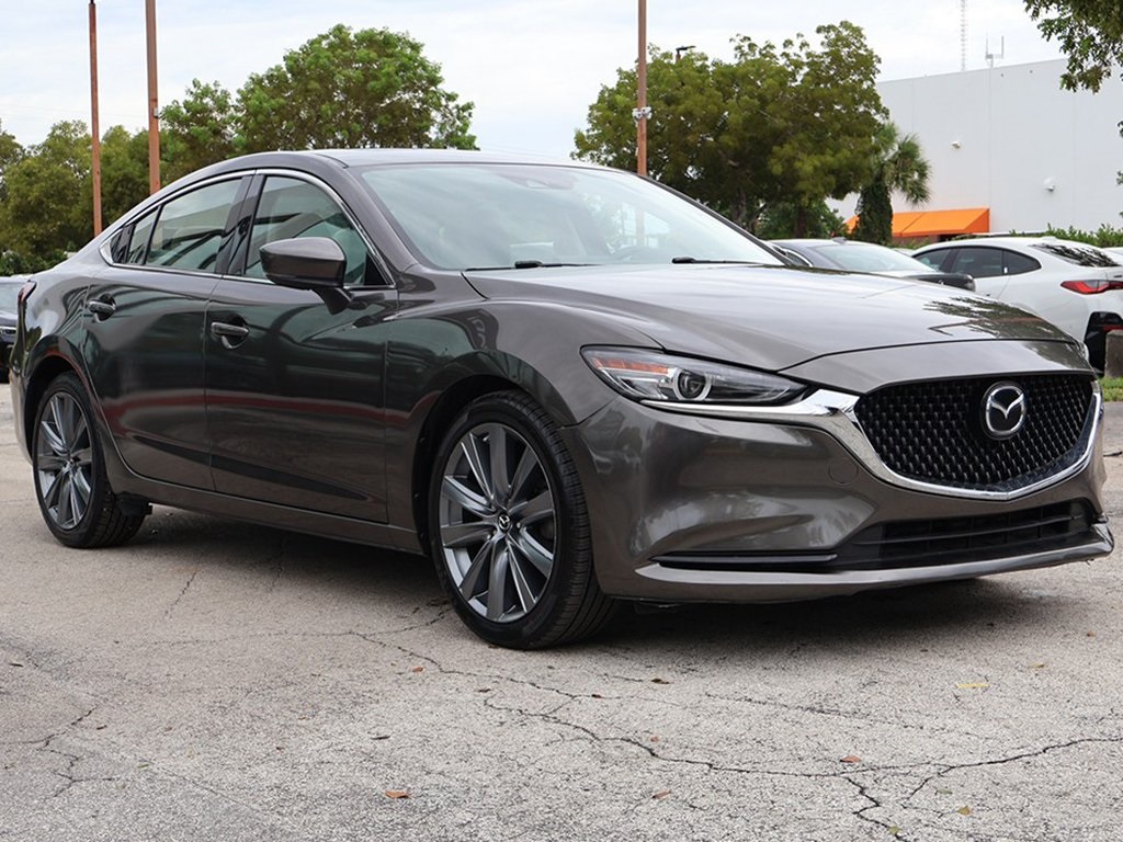 2018 Mazda Mazda6 Touring photo 2