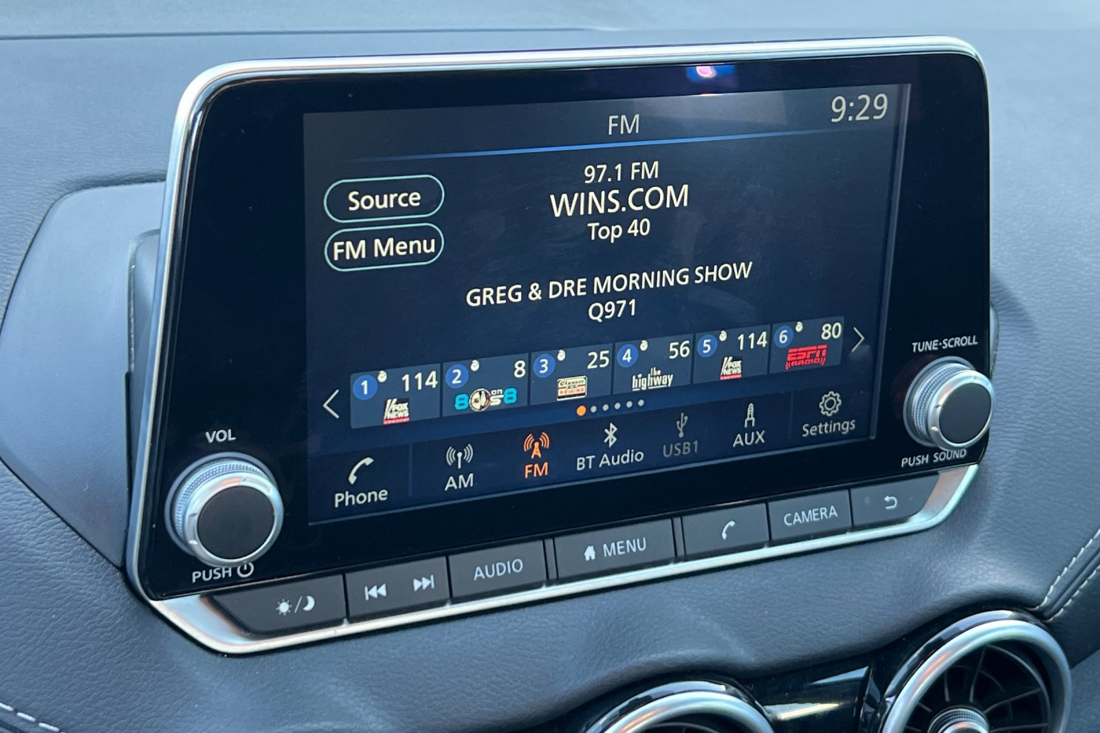 2024 Nissan Sentra SV photo 16
