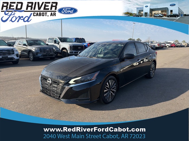 2023 Nissan Altima SV's photo