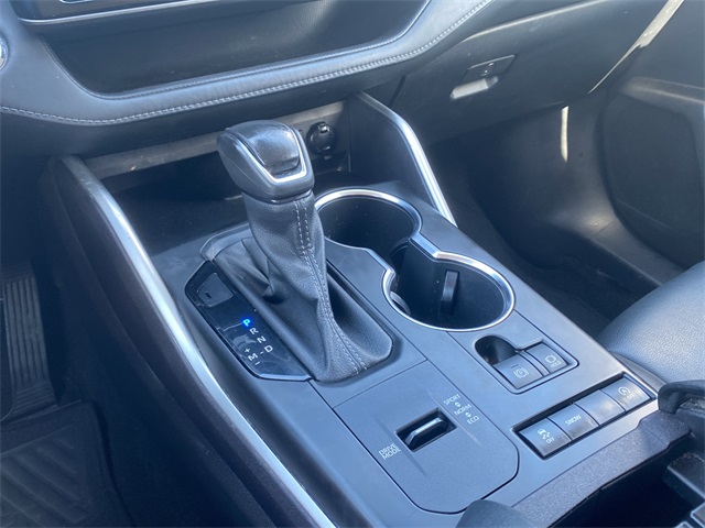 2022 Toyota Highlander XLE photo 29